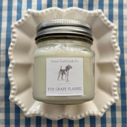 Fox Grape Flannel 8 oz candle